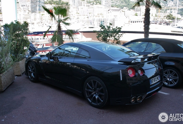 Nissan GT-R 2011