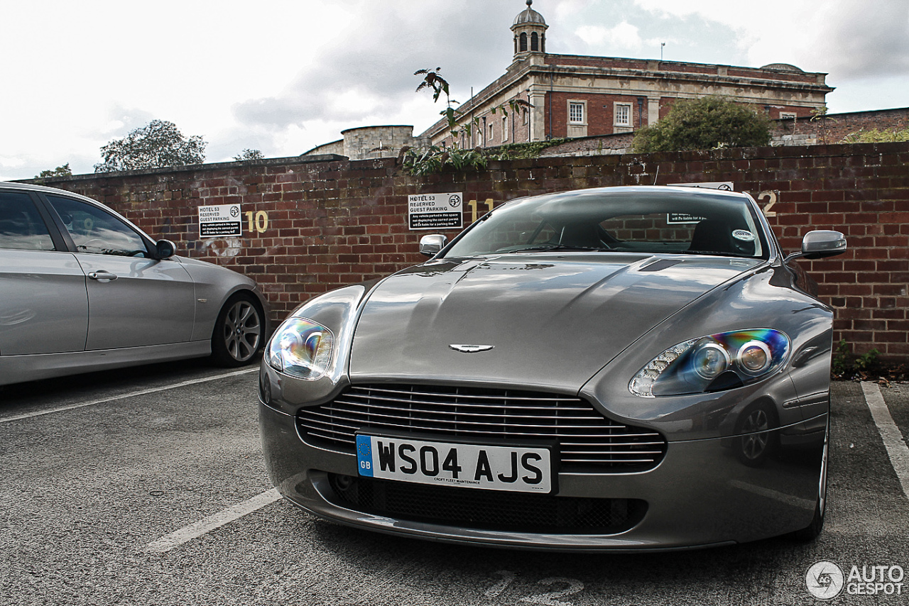 Aston Martin V8 Vantage