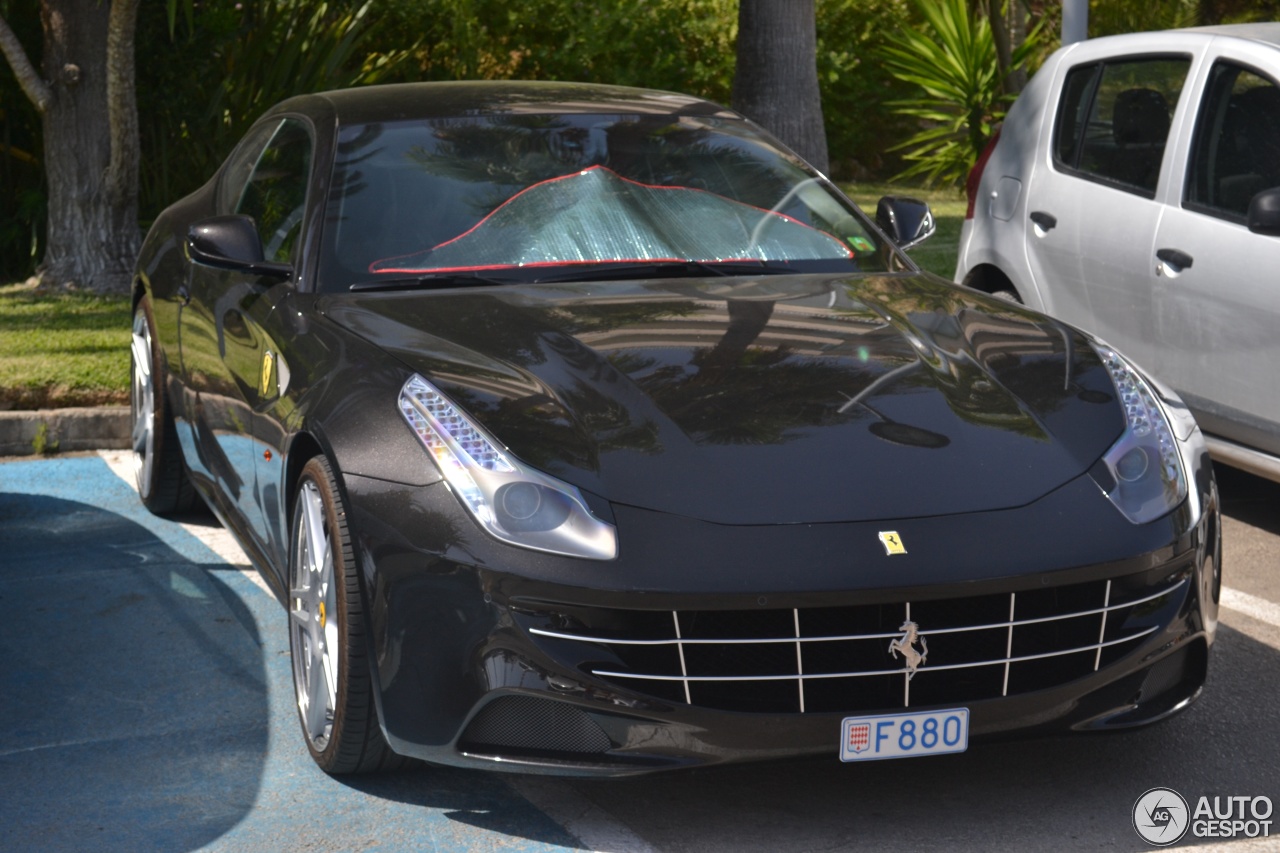 Ferrari FF