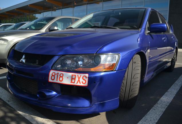 Mitsubishi Lancer Evolution IX