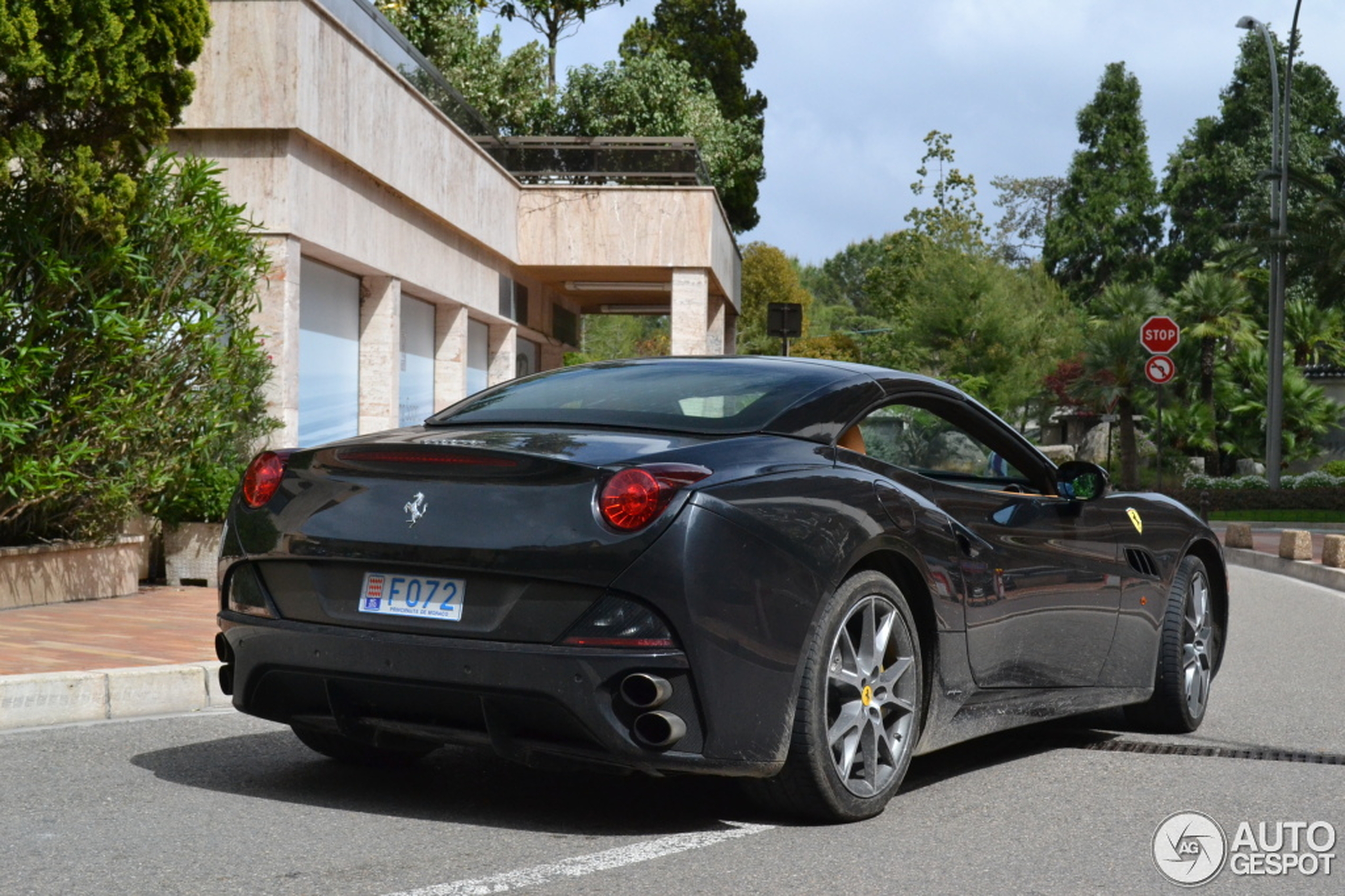 Ferrari California