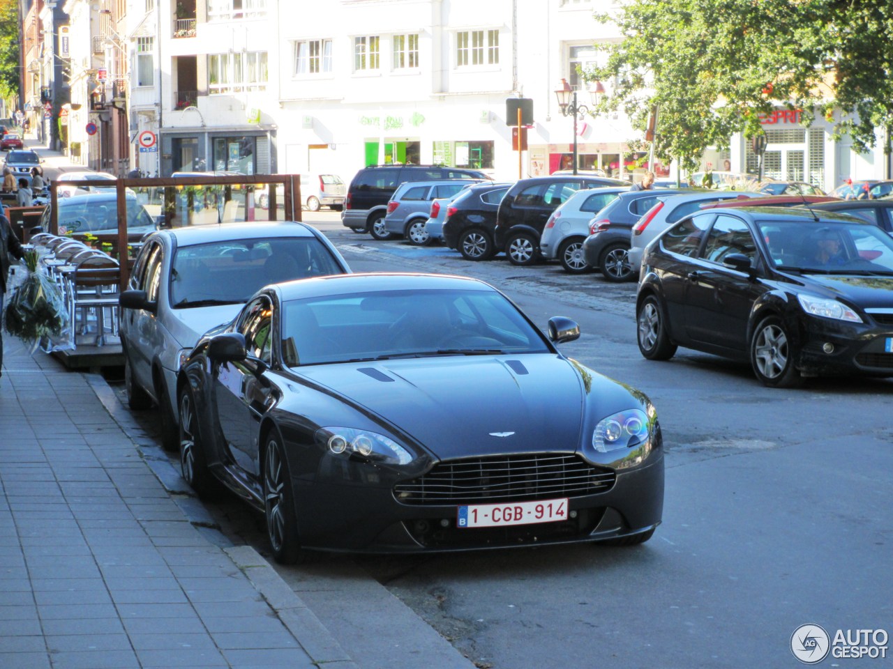 Aston Martin V8 Vantage S