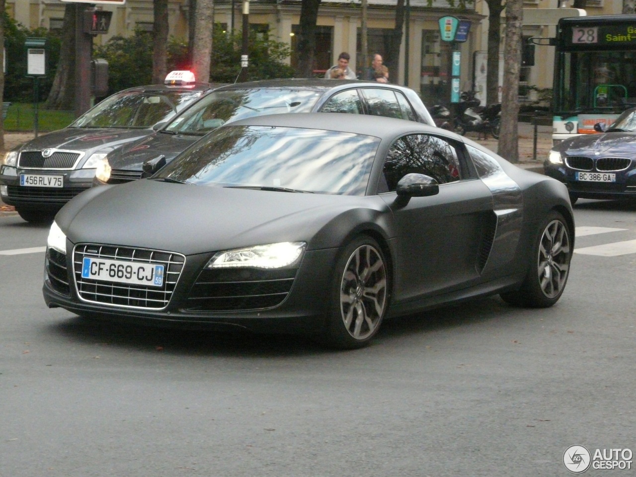 Audi R8 V10