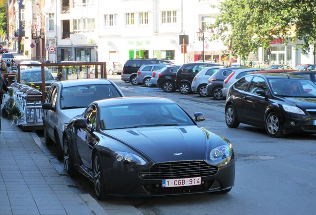 Aston Martin V8 Vantage S