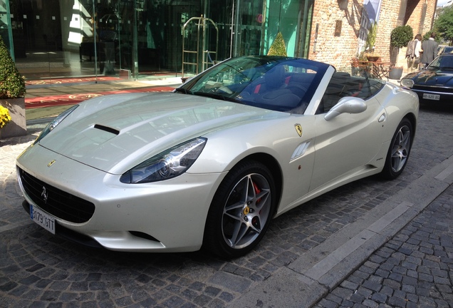 Ferrari California