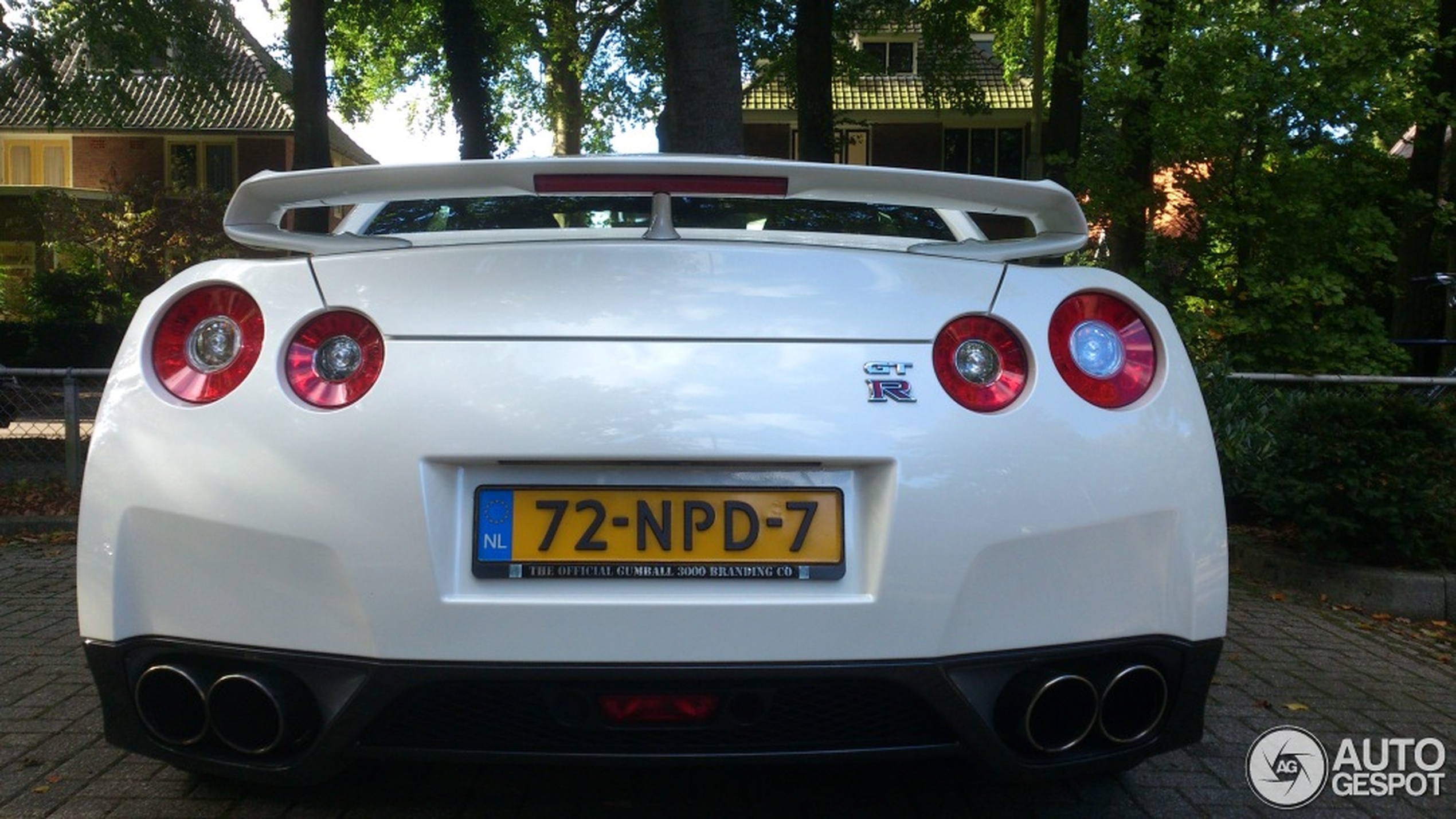 Nissan GT-R