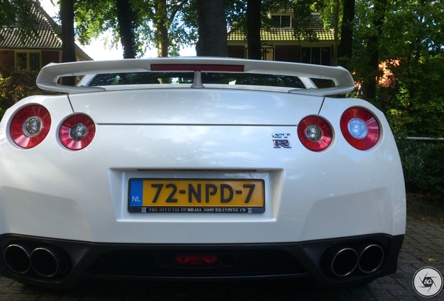 Nissan GT-R