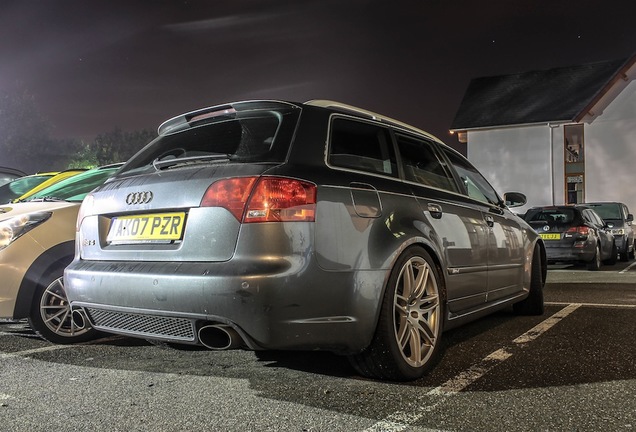 Audi RS4 Avant B7