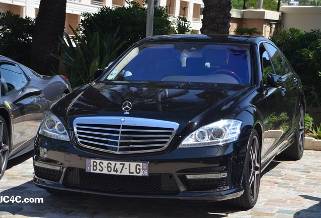 Mercedes-Benz S 63 AMG W221 2011