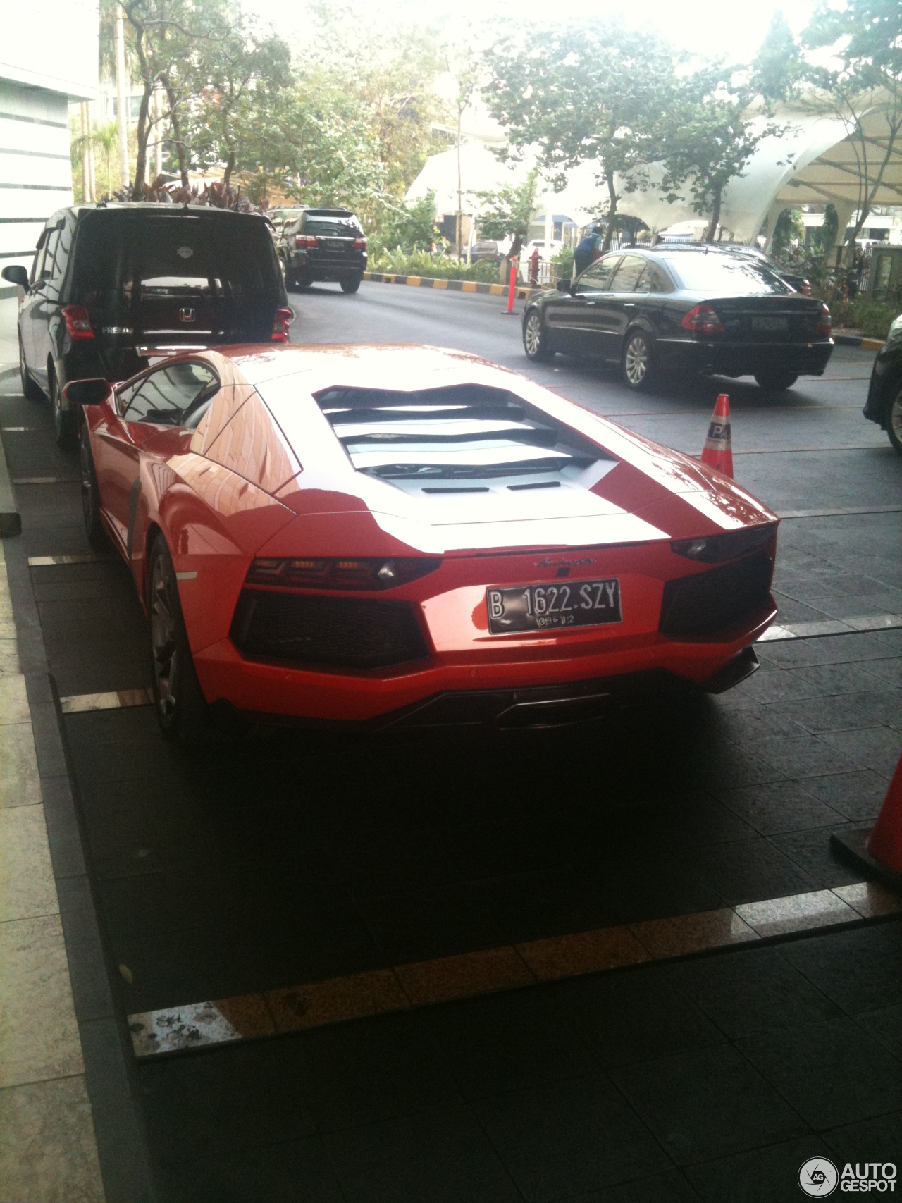 Lamborghini Aventador LP700-4