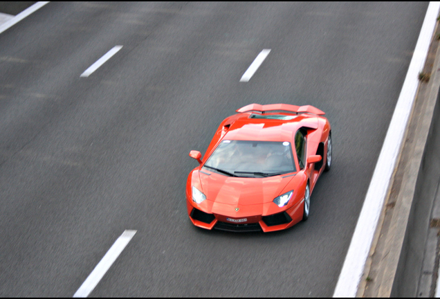 Lamborghini Aventador LP700-4