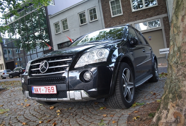 Mercedes-Benz ML 63 AMG W164 2009