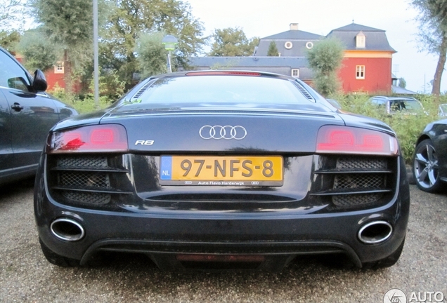 Audi R8 V10