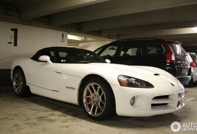 Dodge Viper SRT-10 Roadster White Mamba Edition