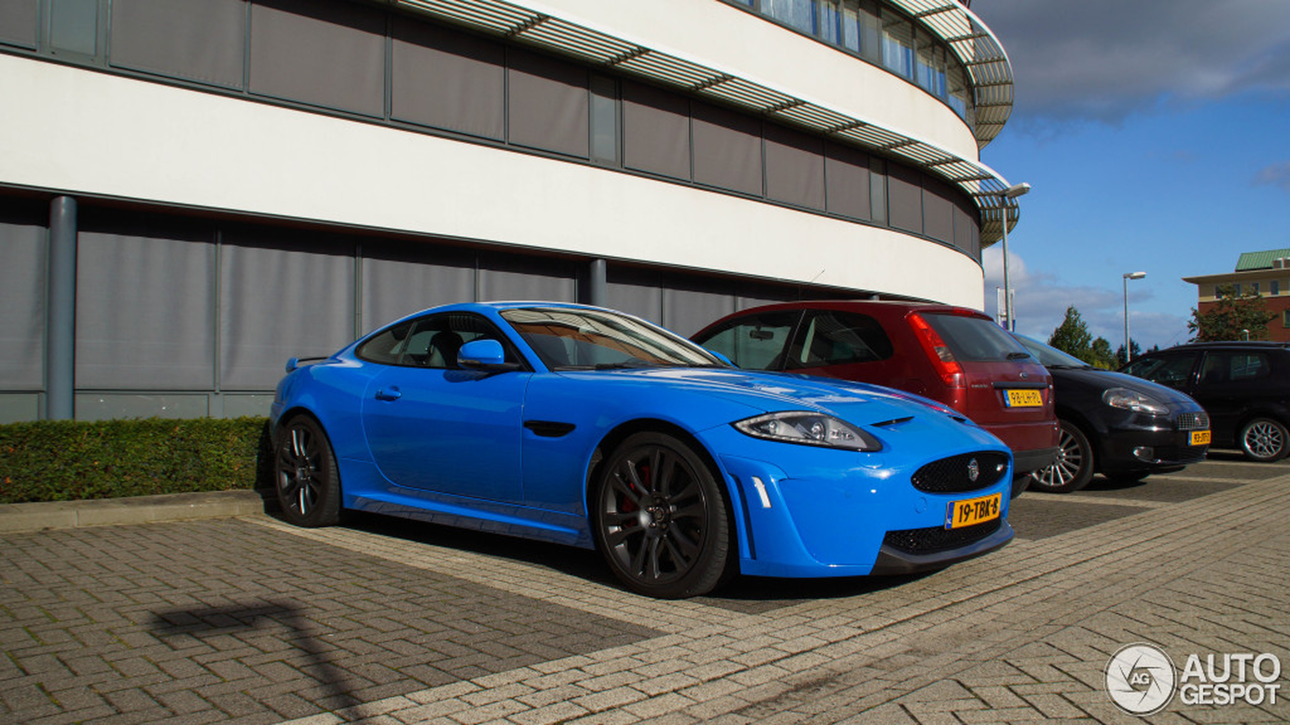 Jaguar XKR-S 2012