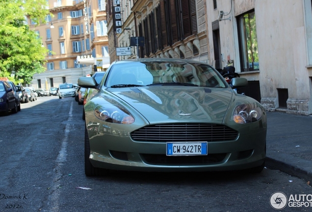 Aston Martin DB9