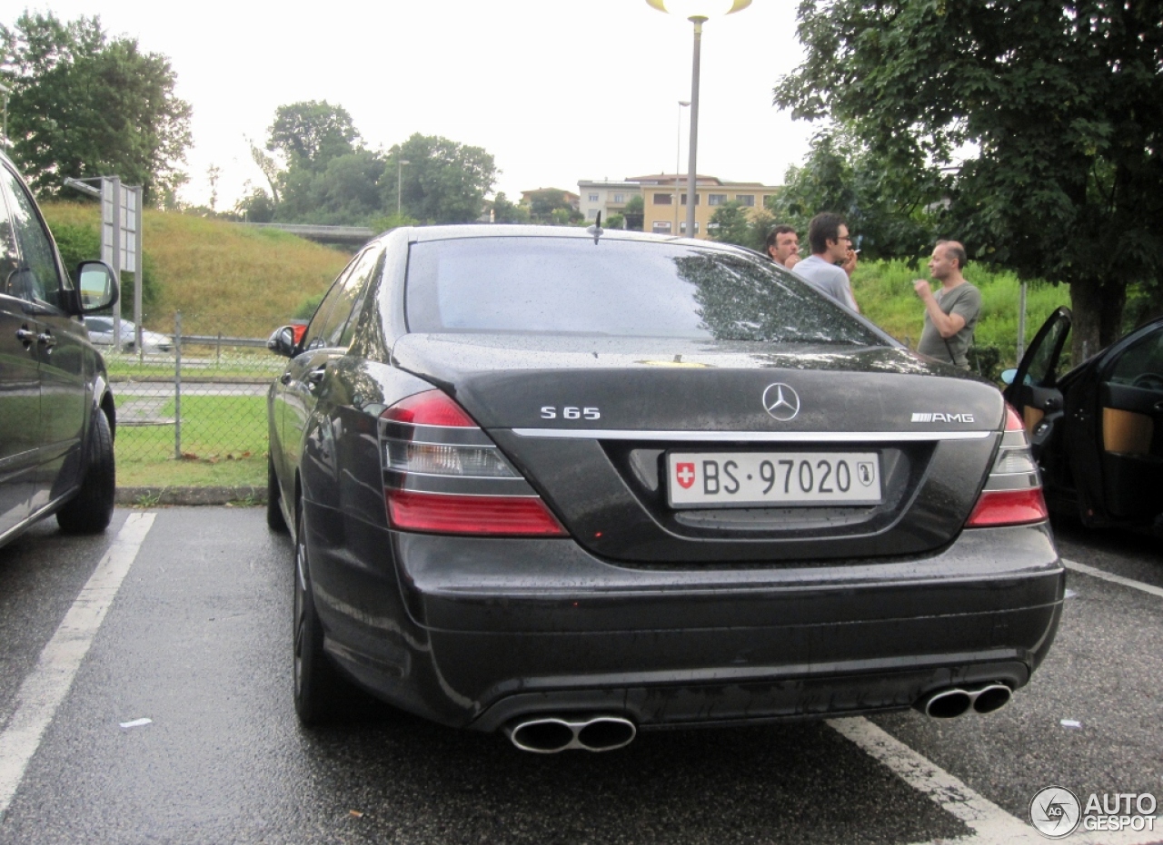 Mercedes-Benz S 65 AMG V221