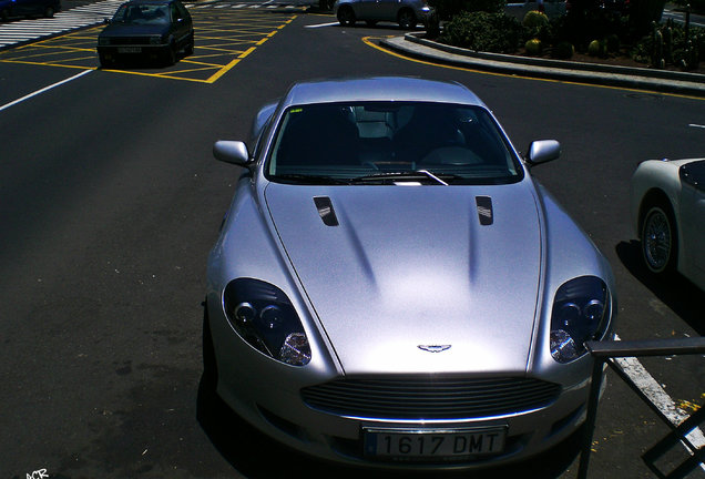 Aston Martin DB9