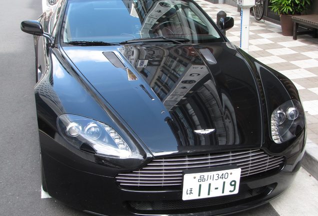 Aston Martin V8 Vantage