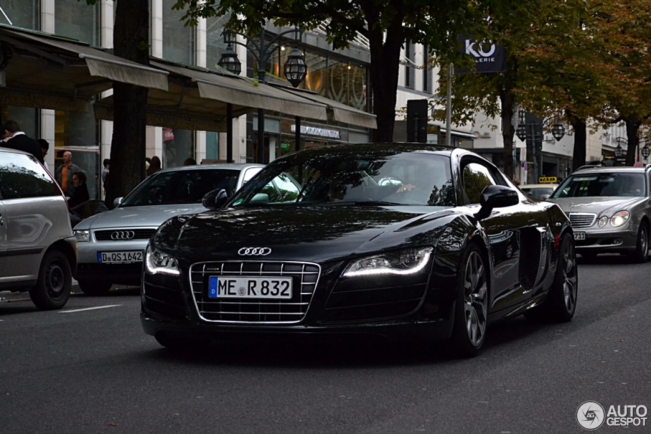 Audi R8 V10