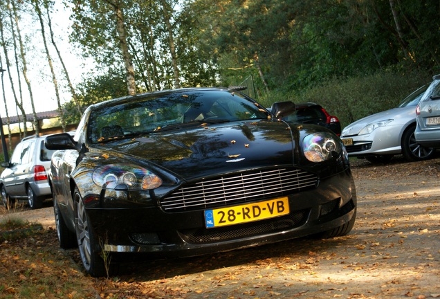 Aston Martin DB9