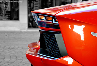 Lamborghini Aventador LP700-4