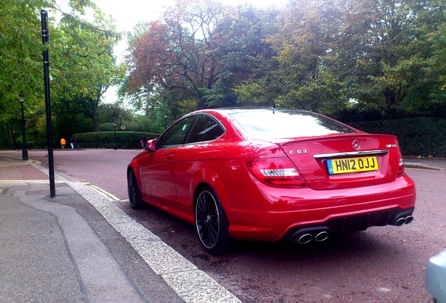 Mercedes-Benz C 63 AMG Coupé Edition 125