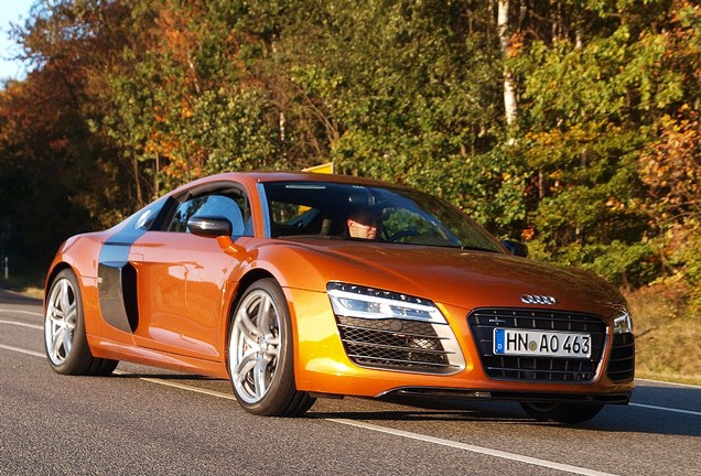 Audi R8 V10 2013