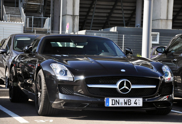 Mercedes-Benz SLS AMG Roadster