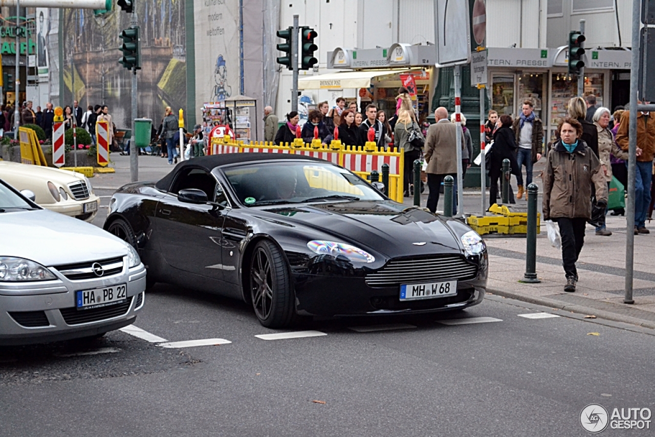 Aston Martin V8 Vantage Roadster