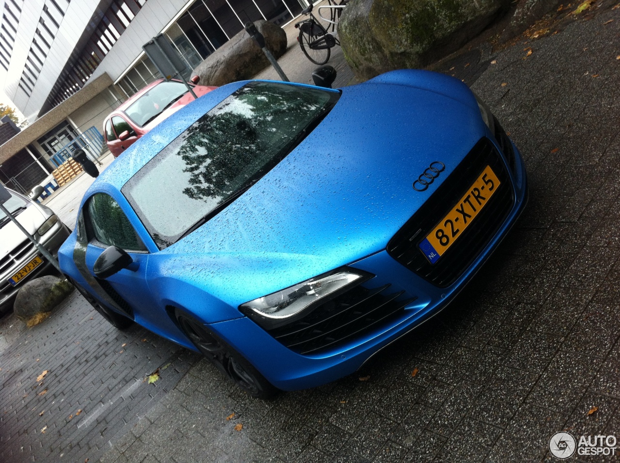 Audi R8