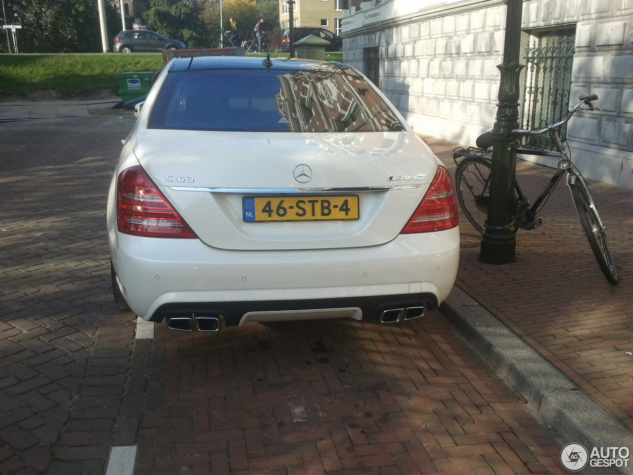 Mercedes-Benz S 63 AMG W221 2011