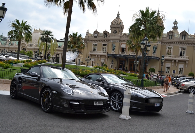 Aston Martin DBS Volante