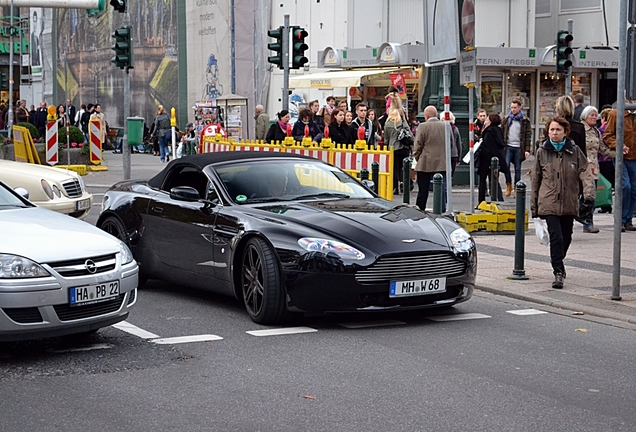 Aston Martin V8 Vantage Roadster