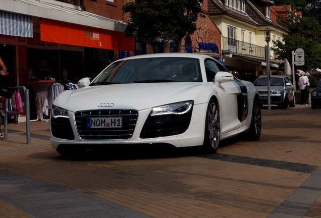 Audi R8 V10