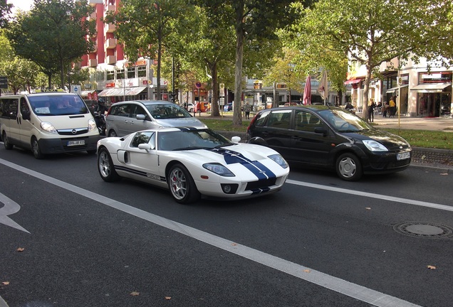 Ford GT