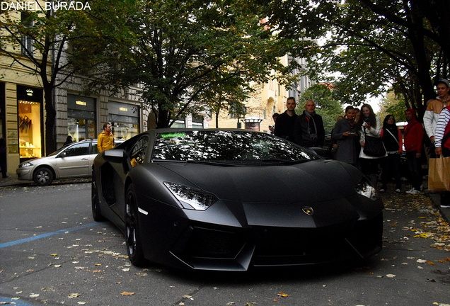 Lamborghini Aventador LP700-4