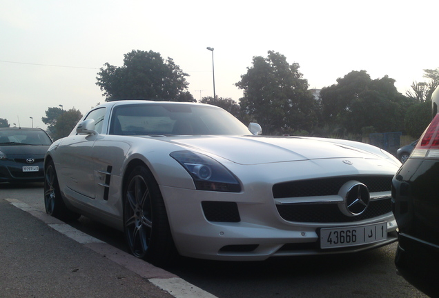 Mercedes-Benz SLS AMG