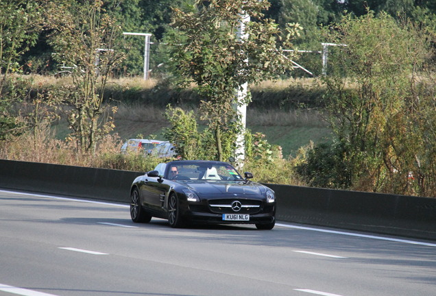 Mercedes-Benz SLS AMG Roadster