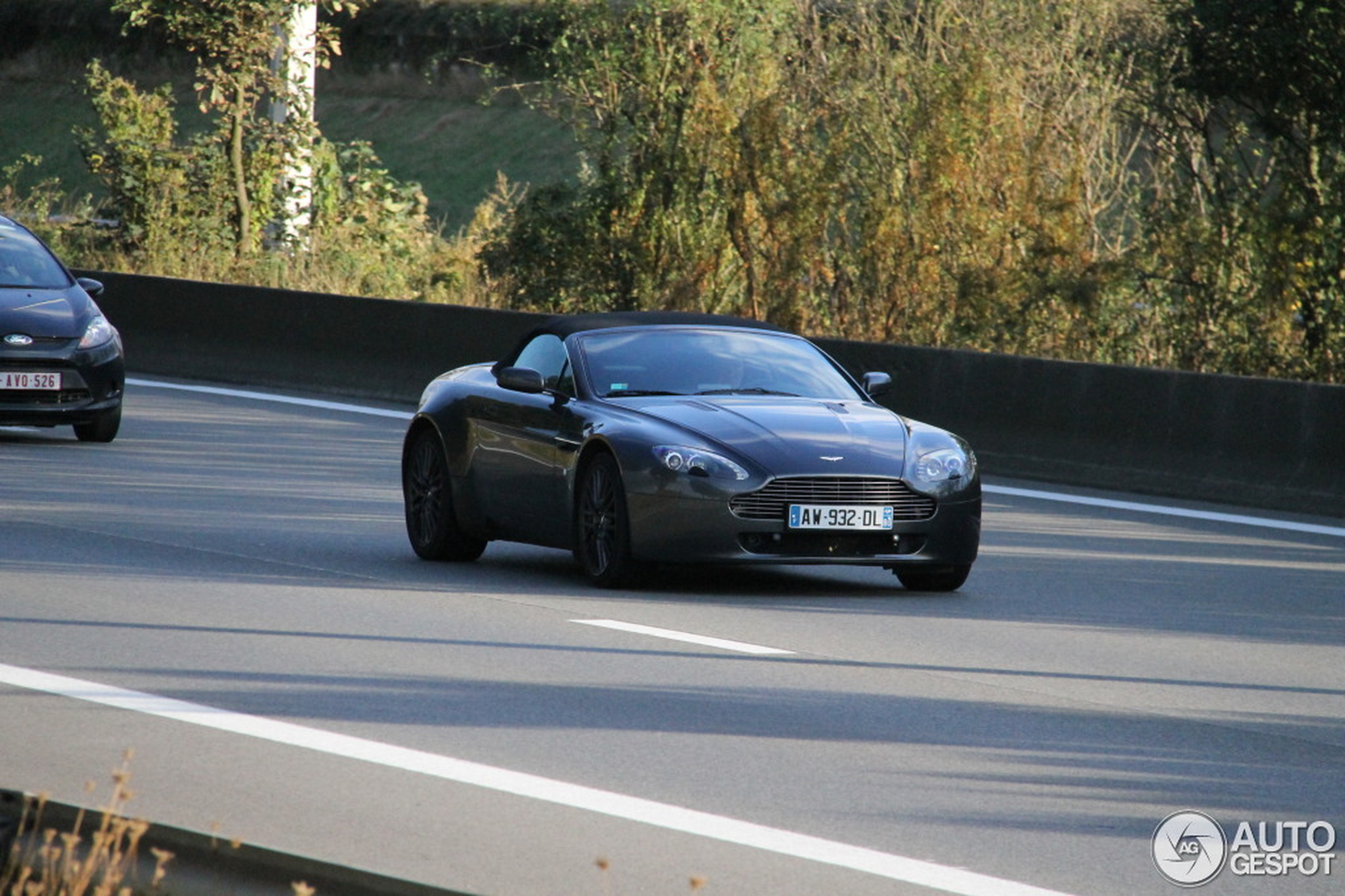 Aston Martin V8 Vantage Roadster