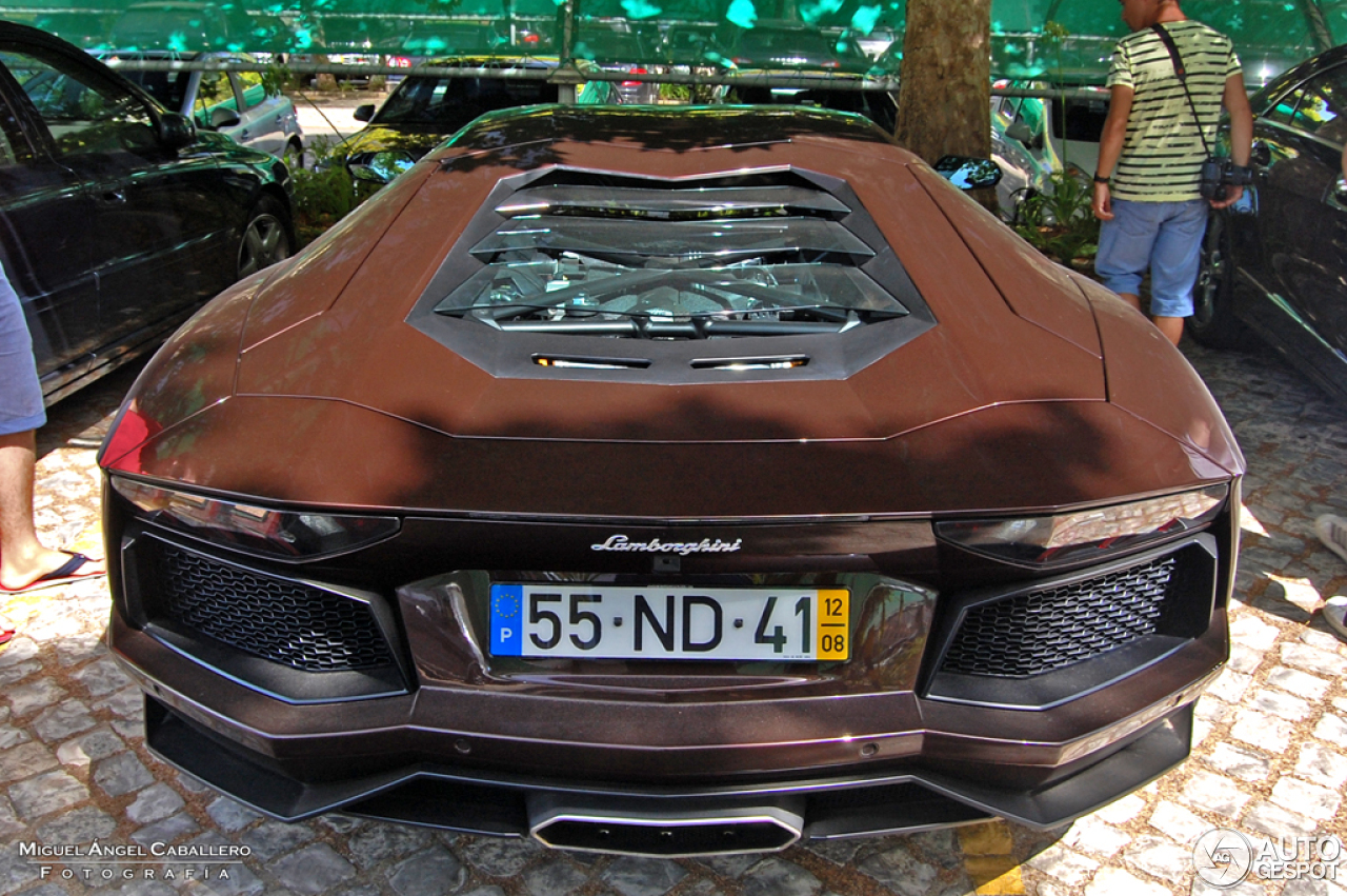 Lamborghini Aventador LP700-4