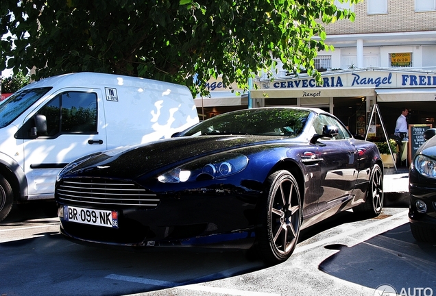 Aston Martin DB9 Volante