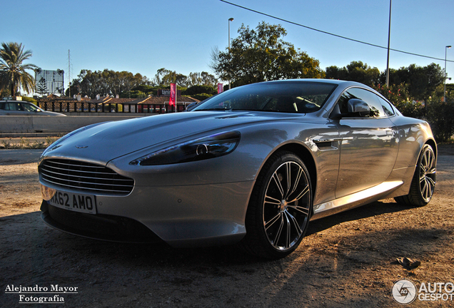 Aston Martin Virage 2011