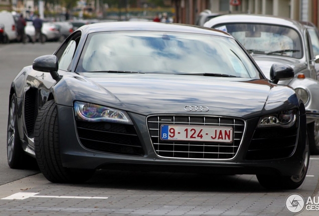 Audi R8 V10