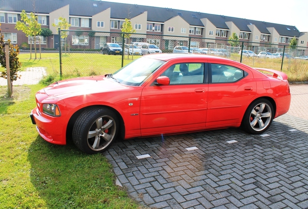 Dodge Charger SRT-8