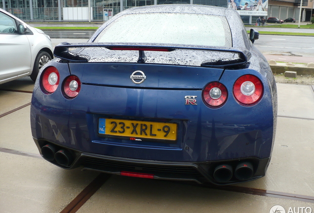 Nissan GT-R 2012