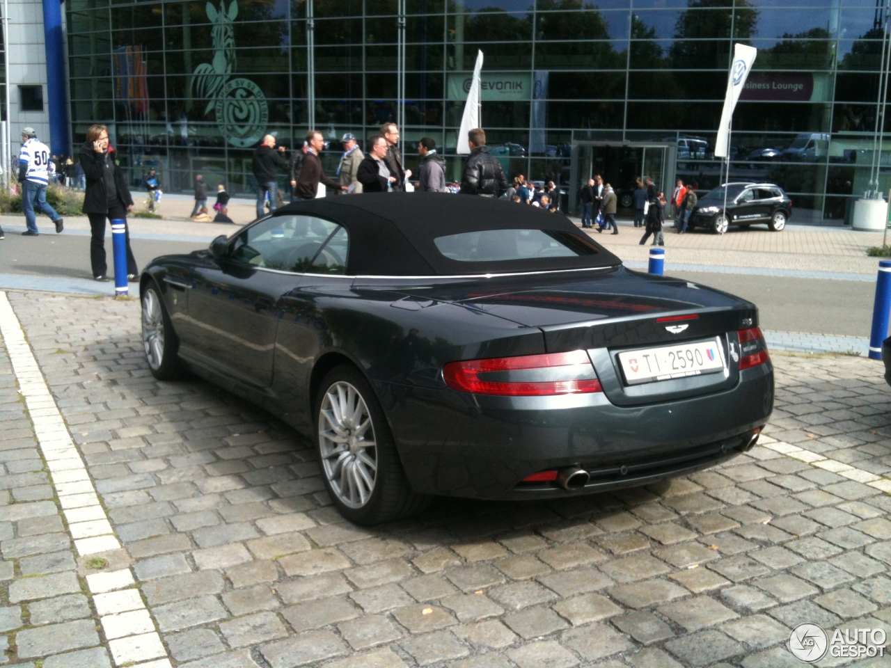 Aston Martin DB9 Volante