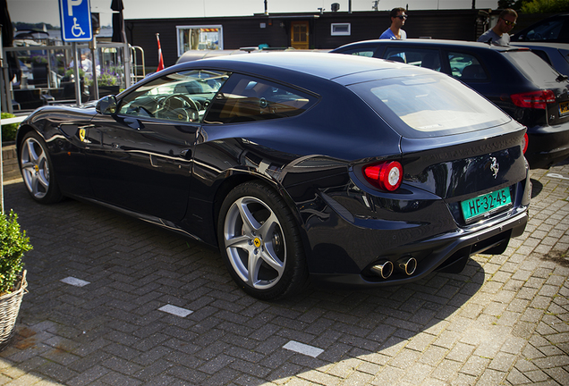 Ferrari FF