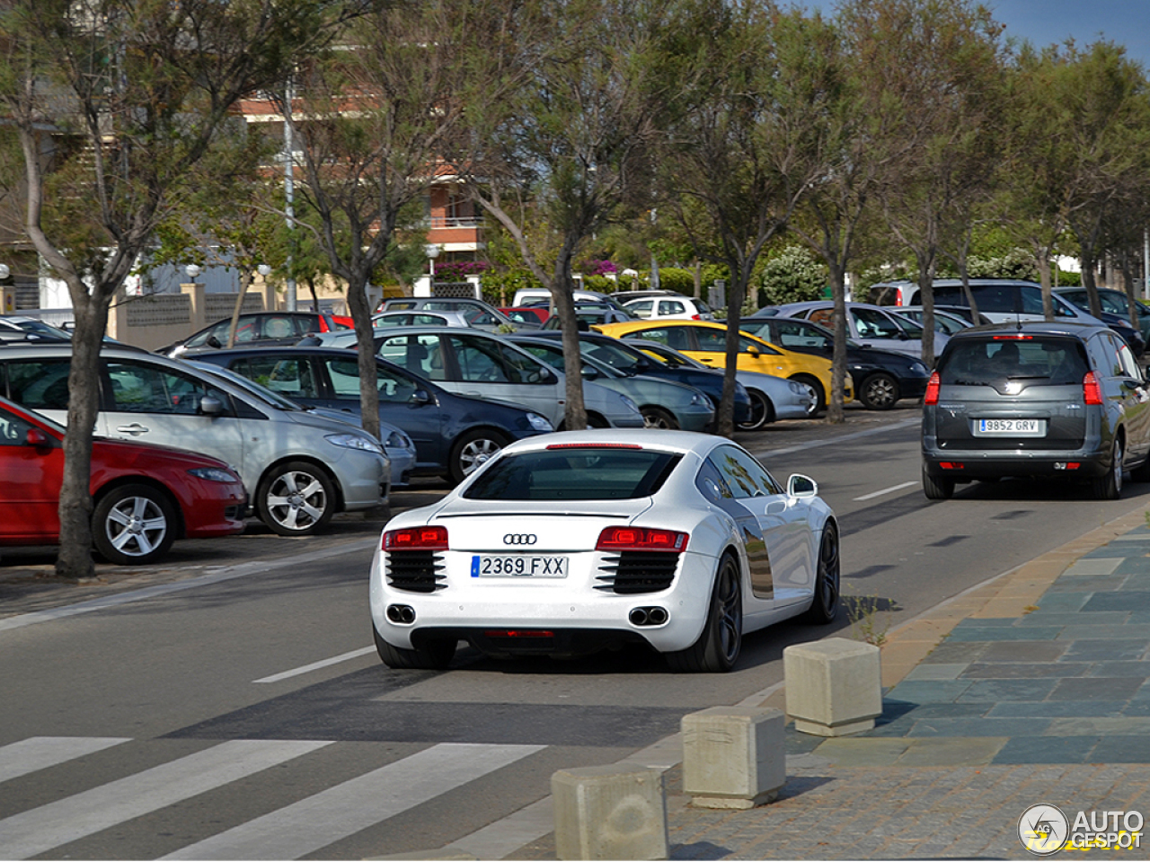 Audi R8