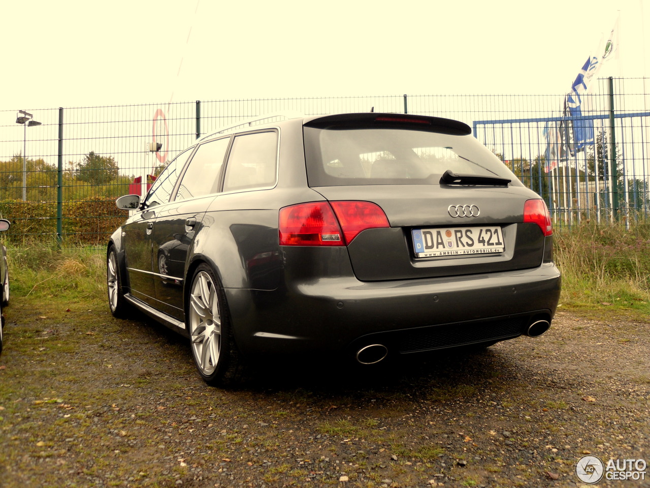 Audi RS4 Avant B7